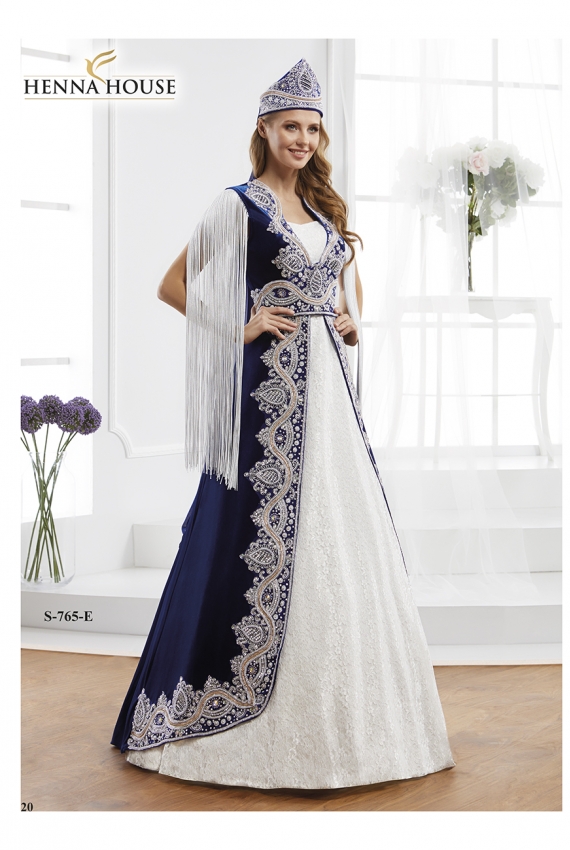 Kiralık Püsküllü Kolsuz Kaftan 36 - 44 beden Kiralık Püsküllü Kolsuz Kaftan 36 - 44 beden