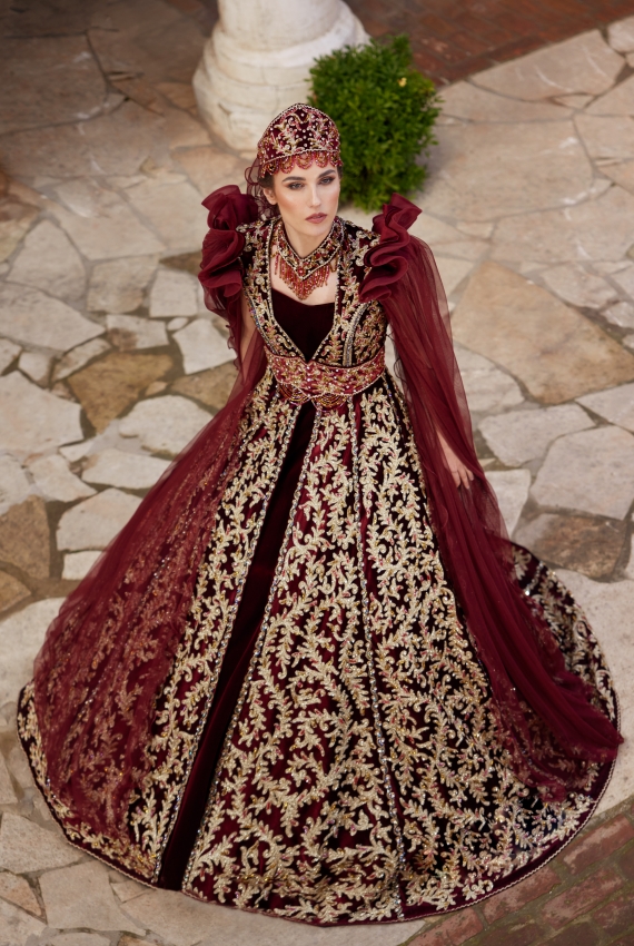 AĞIR NAKIŞ İŞLEME BORDO BİNDALLI  AĞIR NAKIŞ İŞLEME BORDO BİNDALLI