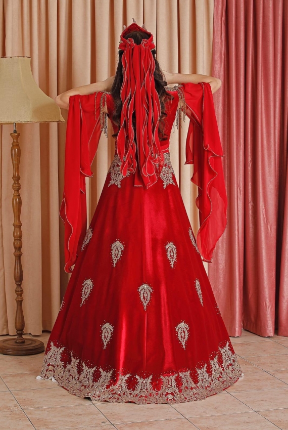 Kiralık Kırmızı Büyük Beden Bindallı 54 - 60 Beden Kiralık Kırmızı Büyük Beden Bindallı 54 - 60 Beden