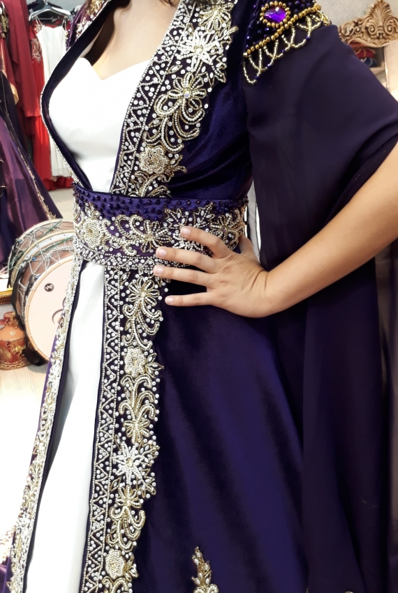 Kiralık Hint İşlemeli Mor Bindallı 36 - 38 Beden   Kiralık Hint İşlemeli Mor Bindallı 36 - 38 Beden