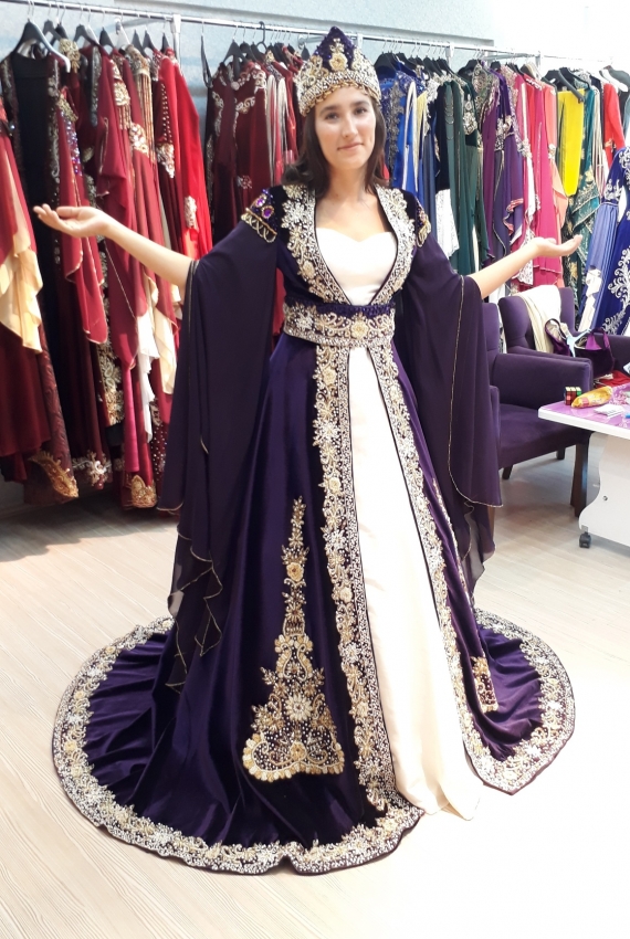 Kiralık Hint İşlemeli Mor Bindallı 36 - 38 Beden   Kiralık Hint İşlemeli Mor Bindallı 36 - 38 Beden