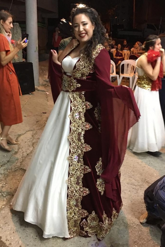 هذا اللباس للإيجار فقط في تركيا هذا اللباس للإيجار فقط في تركيا