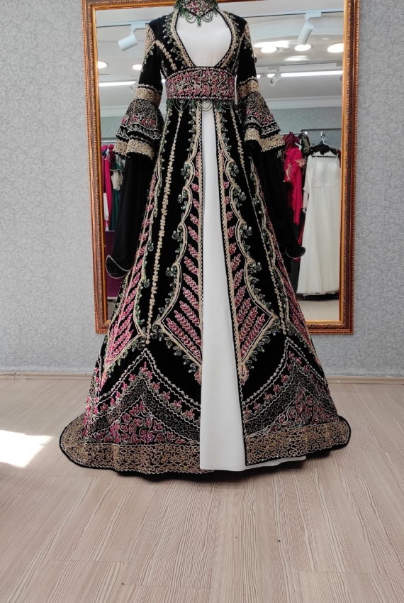 Fuşya taş işkeme yeşil bindallı Fuşya taş işkeme yeşil bindallı